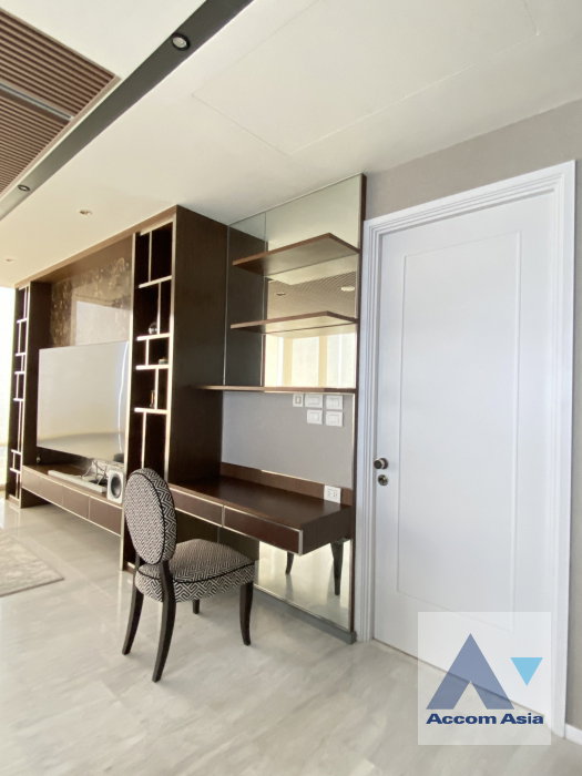 picture 🔼🔽 AccomA 📩 Luxury corner-unit condominium in Sathorn with skyline view (AA43860) - 4/16