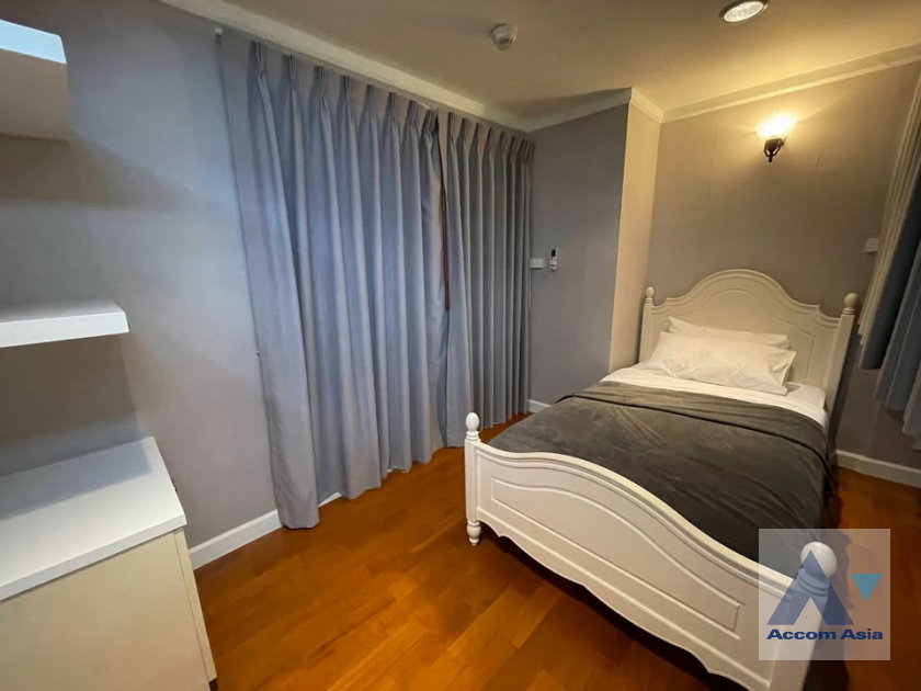 รูป 🔼🔽 AccomA 📩 Huge Terrace,Corner Unit 2 BR Condominium @Supalai Place   (AA29977) - รูปที่ 10/19