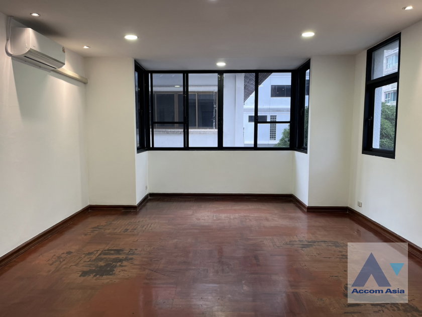 picture 🔼🔽 AccomA 📩 Home Office 4 BR Townhouse in  Lumphini (AA45112) - 4/13
