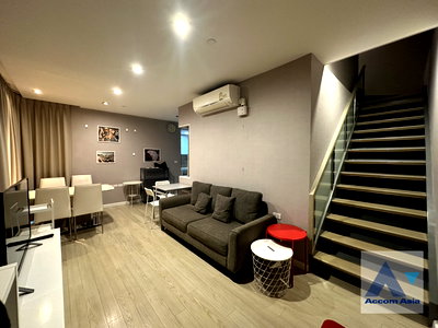 คอนโดให้เช่า : 🔼🔽 AccomA 📩 Duplex Condo 2 BR Condominium @The Room Sukhumvit 21 (AA38661)