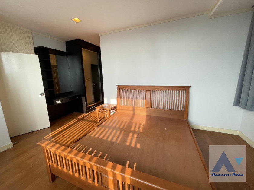 รูป 🔼🔽 AccomA 📩 Modern Condo with Rooftop Swimming Pool (AA31769) - รูปที่ 9/13