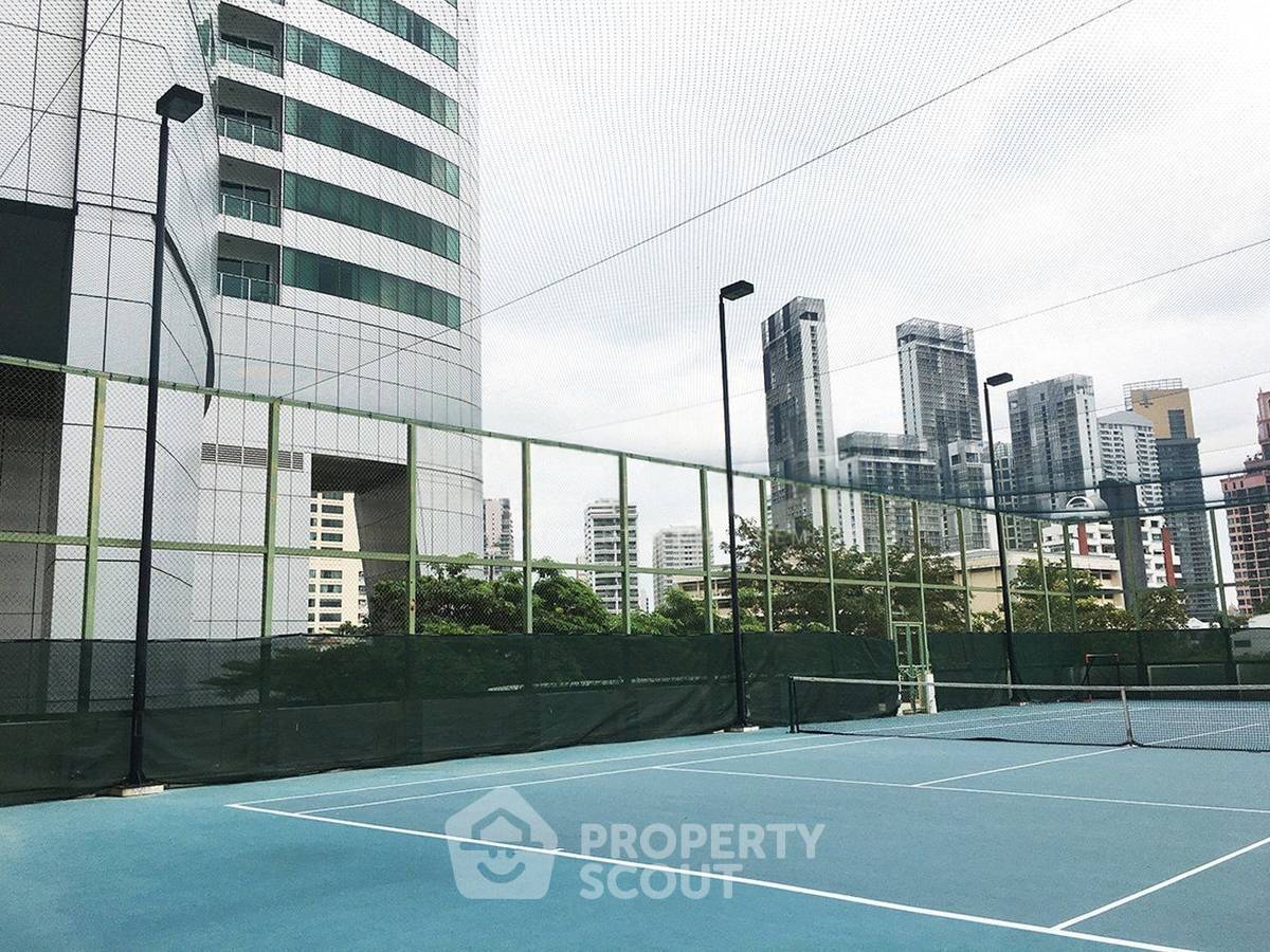 รูป คอนโด 2-ห้องนอน ที่ มิลเลนเนียม เรสซิเด้นส์ แอท สุขุมวิท คอนโดมิเนียม ใกล้ BTS อโศก (ID 2751443) - รูปที่ 2/5