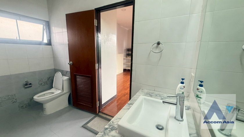 รูป 🔼🔽 AccomA 📩 4 BR House @The Noble Ekkamai 22 (50133) - รูปที่ 20/20