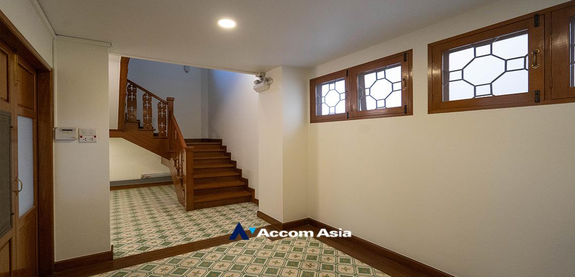 picture 🔼🔽 AccomA 📩 Classic white home with shared pool and bright, open interior 5 mins to BTS (6001601) - 12/20