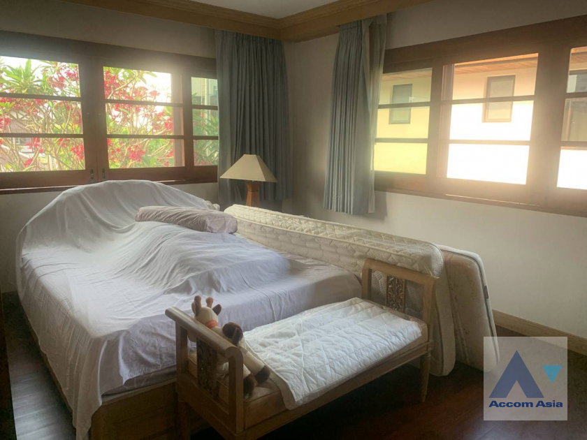 picture 🔼🔽 AccomA 📩 4 BR House in Phra Khanong Nuea (AA43402) - 7/14