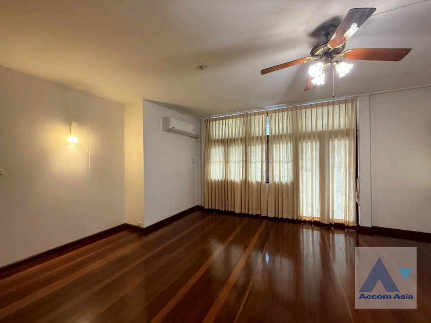 picture 🔼🔽 AccomA 📩 Home Office 3 BR House in Khlong Toei Nuea (99503) - 15/20
