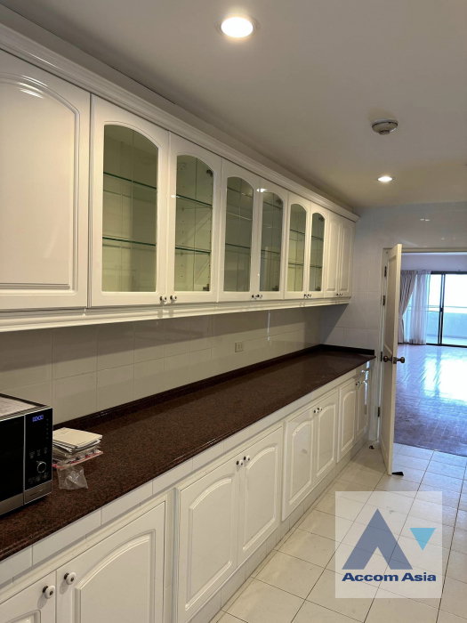 picture 🔼🔽 AccomA 📩 Big Balcony 3 BR Condominium @Tower Park (AA39573) - 8/17