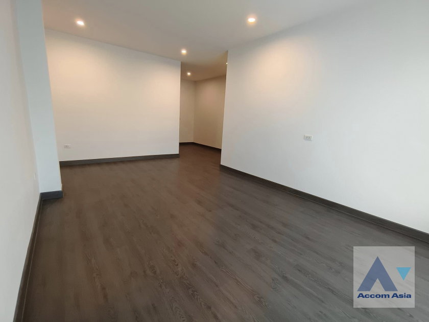 picture 🔼🔽 AccomA 📩 New Modern Home with Private Pool and Spacious Garden (AA35280) - 19/20