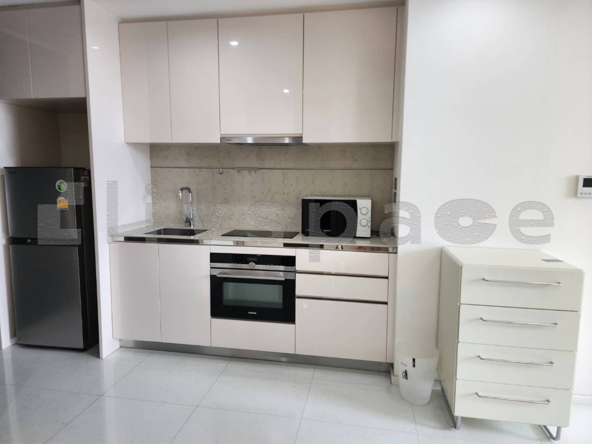 รูป ▚ LH207ツ ให้เช่า: The Bangkok Sathorn 1BR 64sqm. 36K ✨ ลดจาก 40K! ห้องไซส์ใหญ่สะใจ Private Lift ส่วนตัวที่สุด พร้อมเข้าอยู่ 🏙️ - รูปที่ 3/7