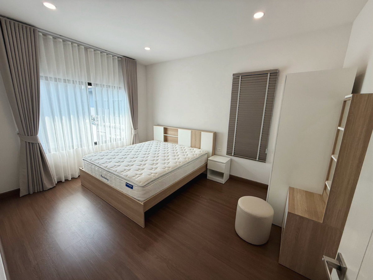 picture AB05984 - Britania Bangna - Srivaree : Suvarnabhumi - 3/10