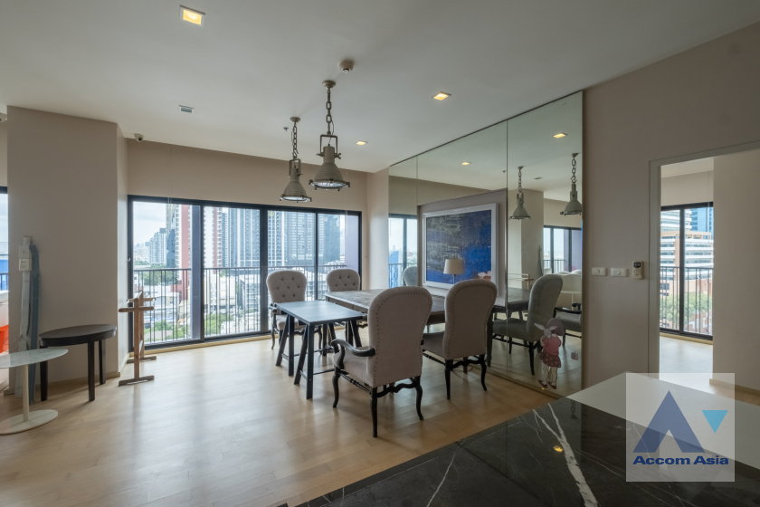 รูป 🔼🔽 AccomA 📩 Modern corner unit with city views at Noble Reveal (AA33082) - รูปที่ 3/18