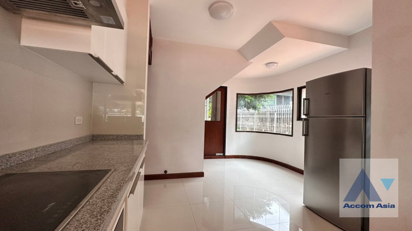 picture 🔼🔽 AccomA 📩 Home Office,Pet friendly 3 BR Townhouse @Townhouse Phaholyothin (1818217) - 6/20