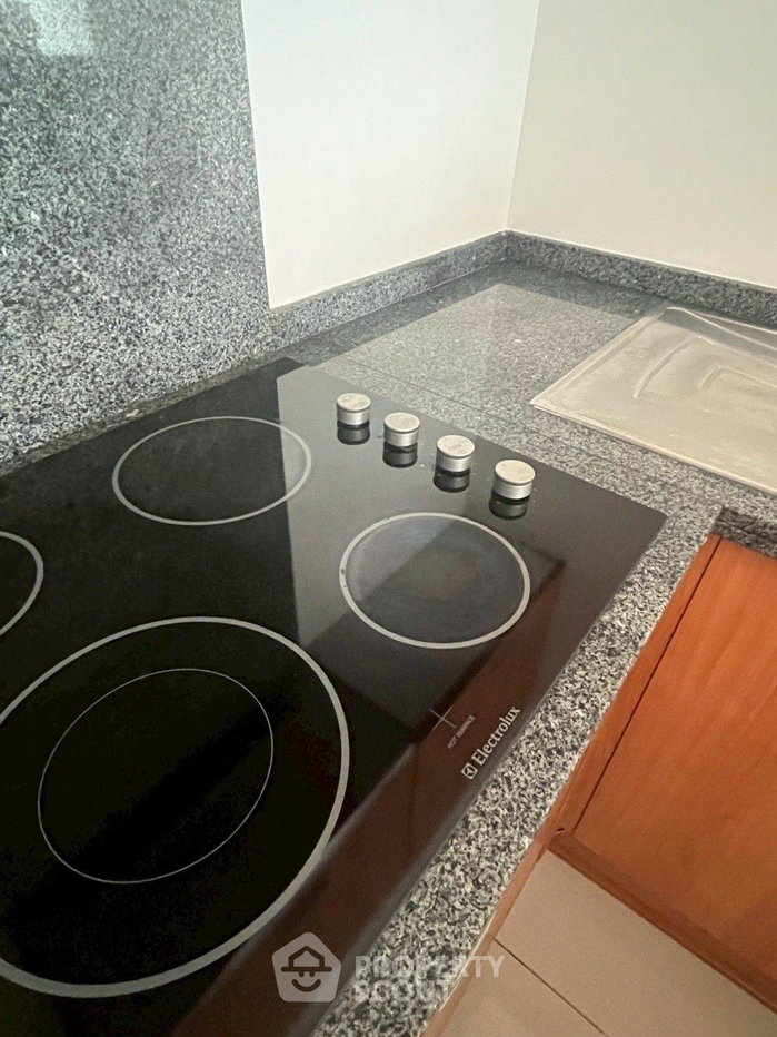 รูป คอนโด 2-ห้องนอน ที่ วิลล่า สาทร ใกล้ BTS กรุงธนบุรี (ID 2768558) - รูปที่ 5/12