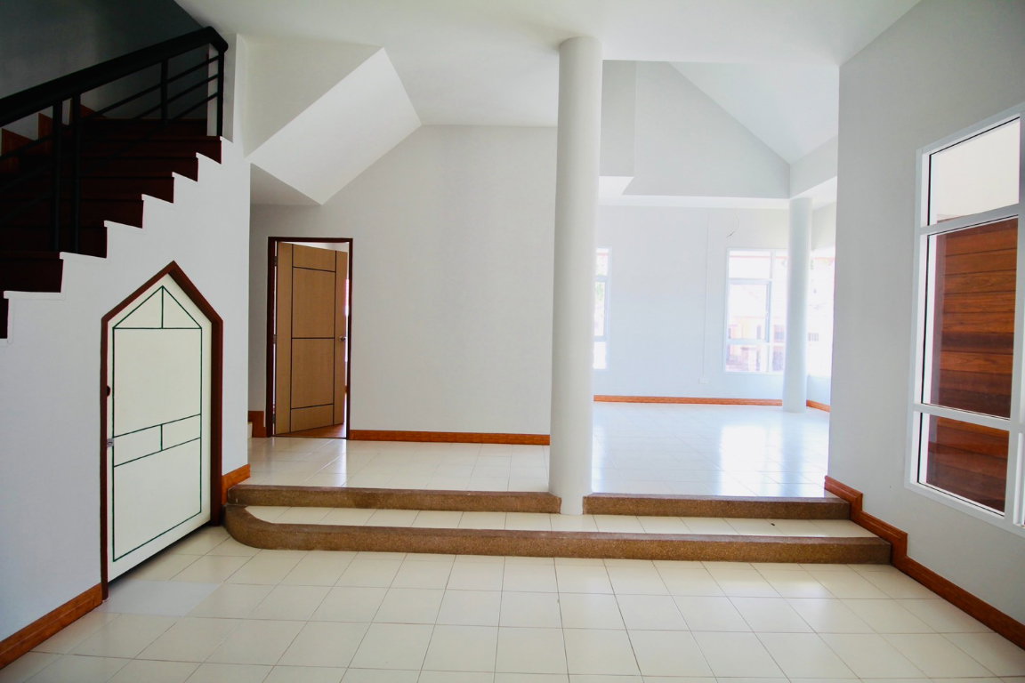 รูป ขายบ้านเดี่ยว 2 ชั้น 64 ตร.วา 4 ห้องนอน รีโนเวทใหม่ทั้งหลัง โครงการไพน์เนอรี่พาร์คบีช ติดหาดสวนสน ระยอง - รูปที่ 12/29
