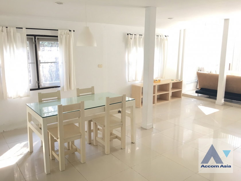 picture 🔼🔽 AccomA 📩  3 BR House in Thung Maha Mek (AA42446) - 2/6