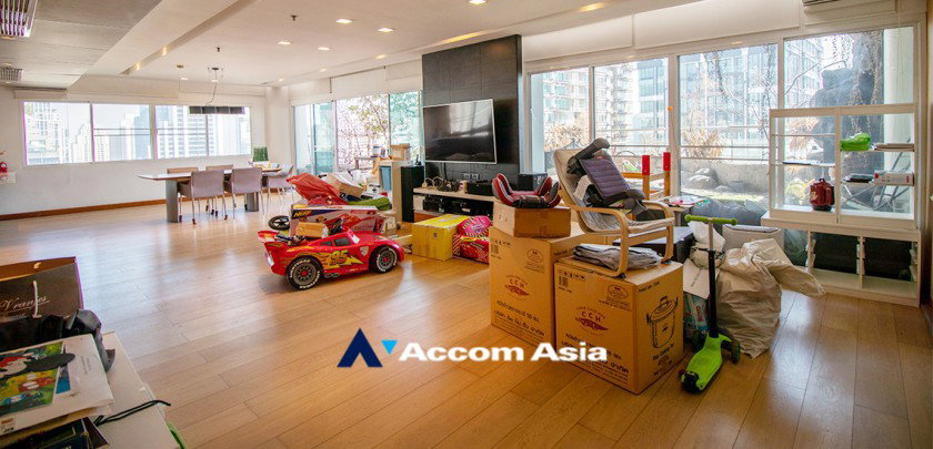 รูป 🔼🔽 AccomA 📩 Duplex condo with private pool and terrace at Le Raffine Sukhumvit 24 (1515776) - รูปที่ 3/20