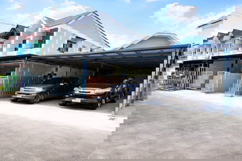 MRTเศรษฐบุตรบำเพ็ญ 300 ม. ทาวน์เฮาส์ 3นอน 2น้ำ หลังมุม 30ตร.ว. 210ตร.ม. 2-3 คัน รีโนเวทใหม่ สินแพทย์เสรีรักษ์ 1 กม.ทำเลรามอินทรา115