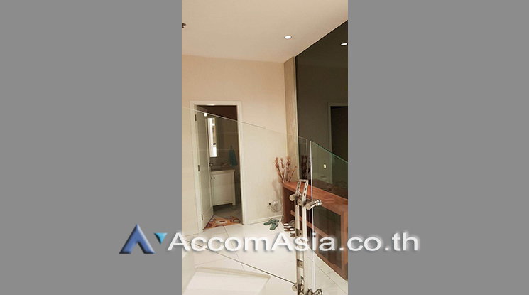 picture 🔼🔽 AccomA 📩 Duplex Condo 2 BR Condominium @The Emporio Place (1520952) - 5/12