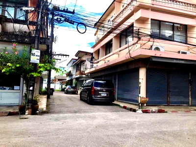 Land for sale วิทยาลัยนาฏศิลปจันทบุรี : Vacant land for sale (Chanthaburi Gem Market)