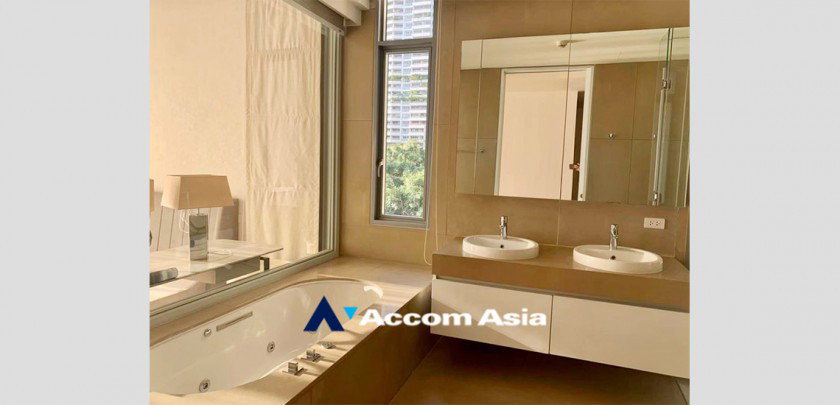 picture 🔼🔽 AccomA 📩 Elegant White-Tone Condominium in Sathorn (AA32602) - 9/9