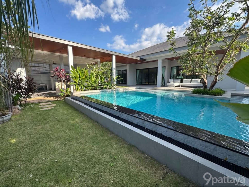 รูป ขายพูลวิลล่าสร้างใหม่ | Baan Suan Neramit – จอมเทียน พัทยา ✨ พูลวิลล่าสร้างใหม่ • ที่ดิน 136.5 ตร.ว. พื้นที่ใช้สอย 240 ตร.ม. • 3 ห้องนอน / 4 ห้องน้ำ  - รูปที่ 2/20