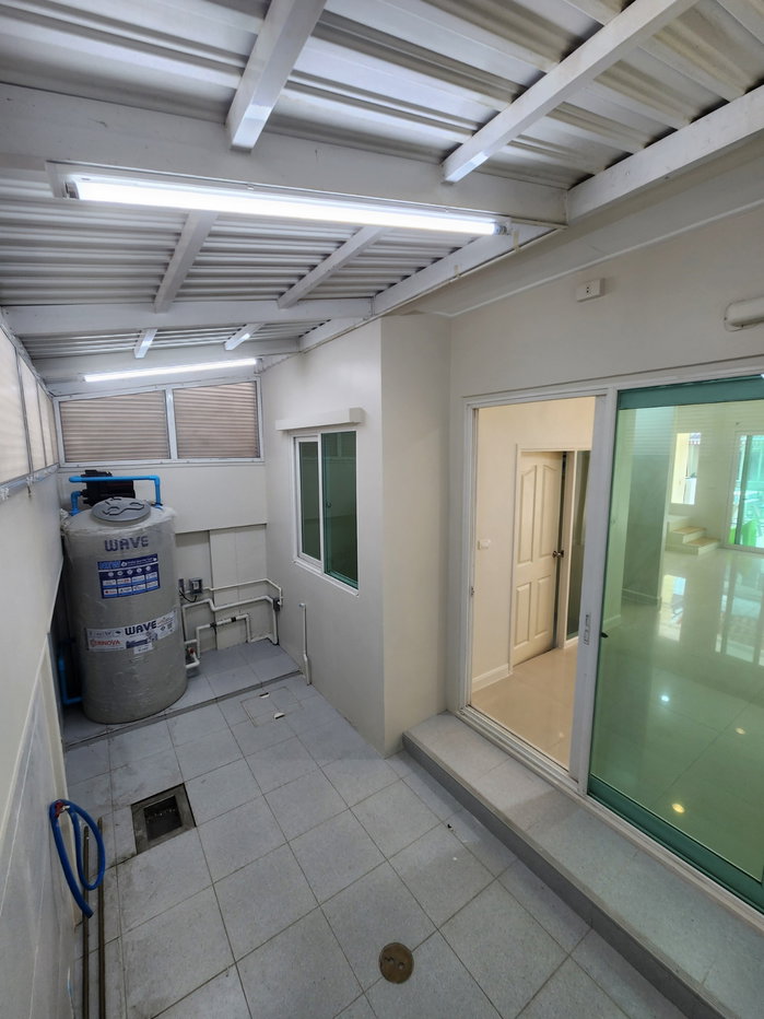 รูป [ให้เช่า] ทาวน์โฮม 3 ชั้น📍บ้านกลางเมือง S‑Sense พระราม9‑ลาดพร้าว | ใกล้ รร.นานาชาติสิงคโปร์ (SISB) Central Eastville 🚇BTS ลาดพร้าว 71 - รูปที่ 6/19