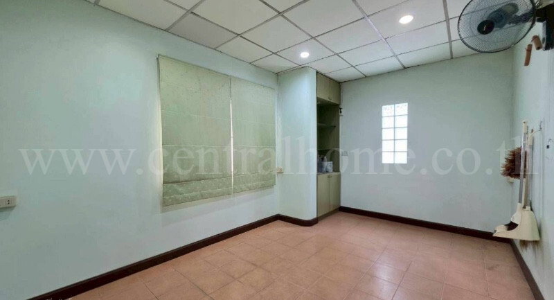 รูป บ้านเดี่ยว 70 ตารางวา หมู่บ้านเสนานิเวศน์ โครงการ 2 บ้านสวย สภาพดีมาก พร้อมอยู่ - รูปที่ 10/34