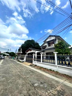 เช่าบ้านเดี่ยว ถนนวัชรพล : MHR88 Ready to Move In! ให้เช่าบ้านเดี่ยววัชรพล-รามอินทรา พื้นที่กว้างร่มรื่น ใกล้เพลินนารี่มอลล์ และตลาดถนอมมิตร เดินทางสะดวกเข้า-ออกได้หลายทาง