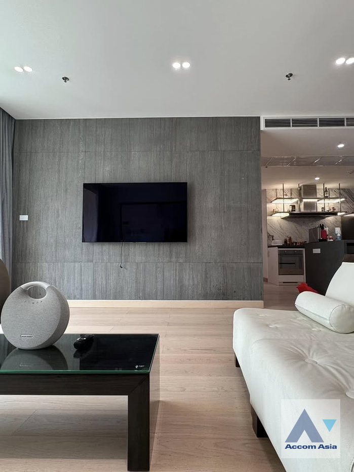 รูป 🔼🔽 AccomA 📩 Pet friendly,Fully Furnished 2 BR Condominium @Royal Saladaeng (AA43394) - รูปที่ 3/20