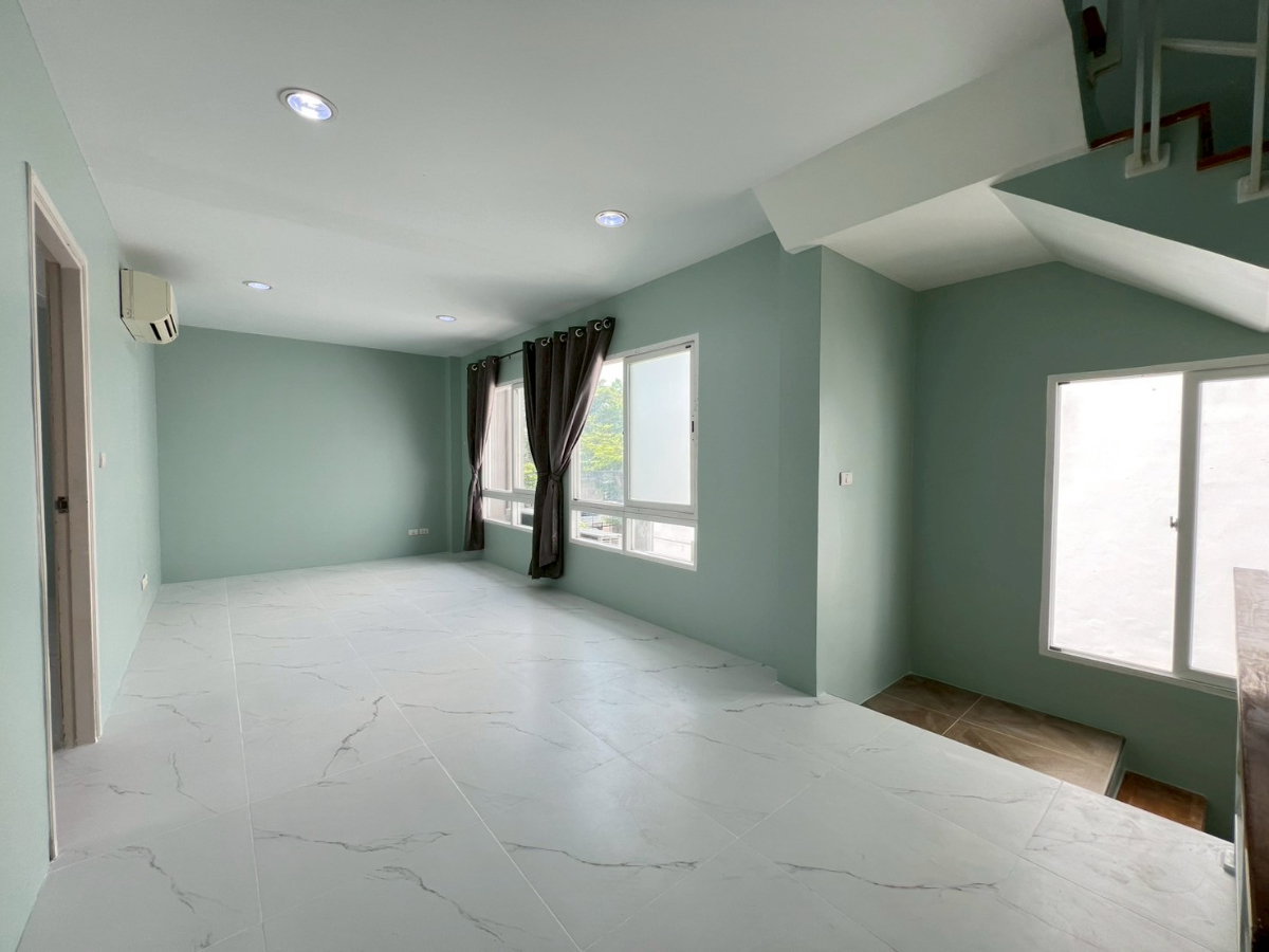 รูป [ให้เช่า] ทาวน์โฮม/โฮมออฟฟิศ 3 ชั้น หลังมุม📍บ้านกลางเมือง เออร์บาเนี่ยน พระราม 9 - ลาดพร้าว  - รูปที่ 13/19