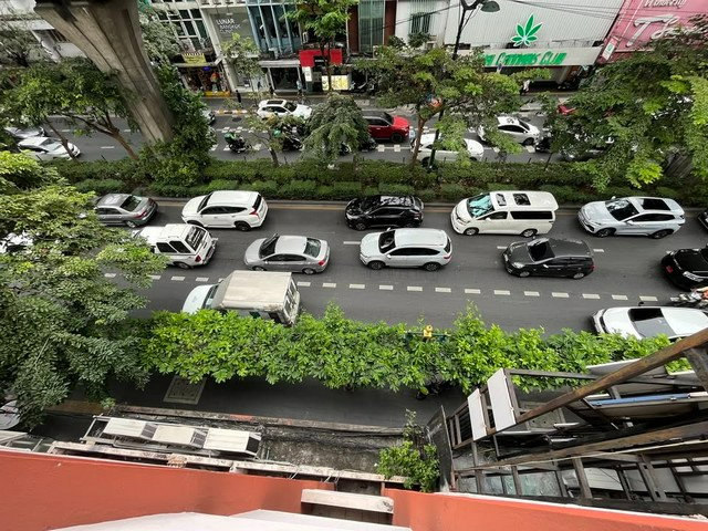 รูป HR3365ให้เช่าอาคารพาณิชย์ 2 คูหา ติดถนนใหญ่สุขุมวิท ทำเลศักยภาพสูงสุด ใจกลางย่านธุรกิจและที่พักอาศัยของชาวต่างชาติ - รูปที่ 9/12