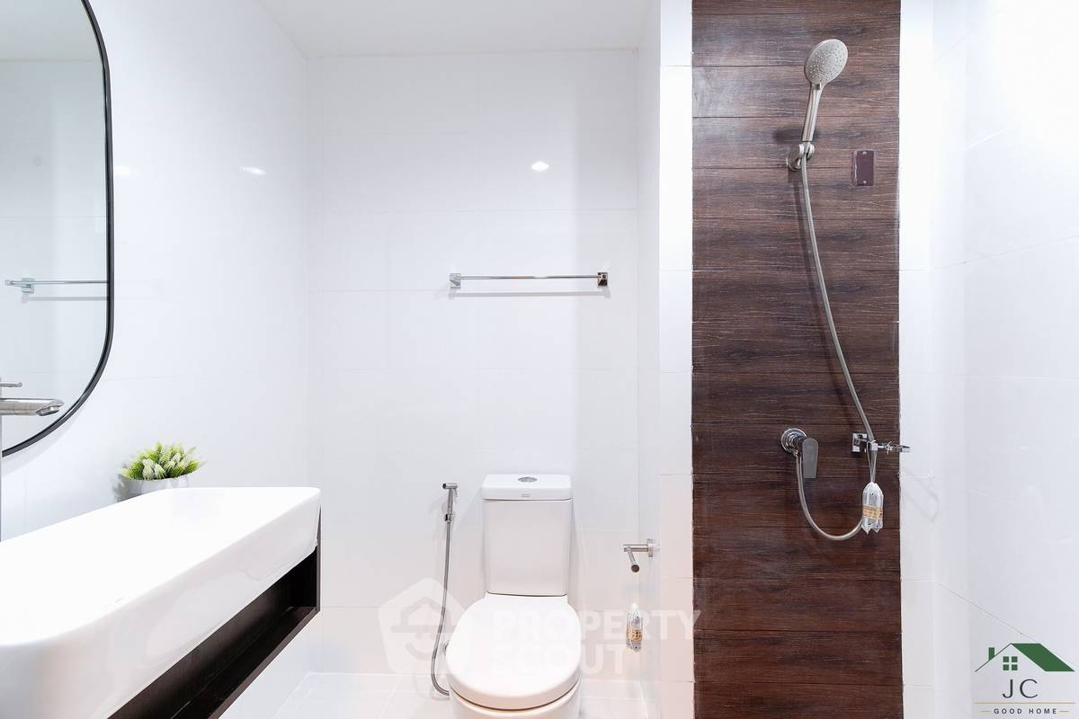 picture 1-BR Condo at A Space Me Sukhumvit 77 in Suan Luang (ID 2772709) - 4/7