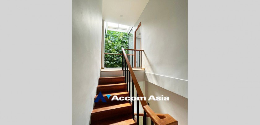 picture 🔼🔽 AccomA 📩  3 BR Townhouse in Khlong Tan Nuea (AA32463) - 15/20