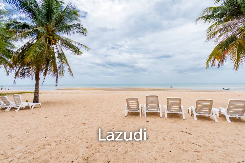 picture THE BEACH PALACE :  3 Bed Beachfront condo - 25/26