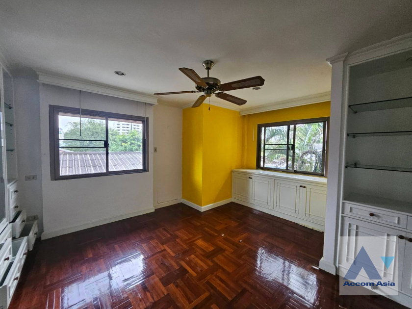 รูป 🔼🔽 AccomA 📩  4 BR House @Kid Friendly House Compound (AA41471) - รูปที่ 8/12