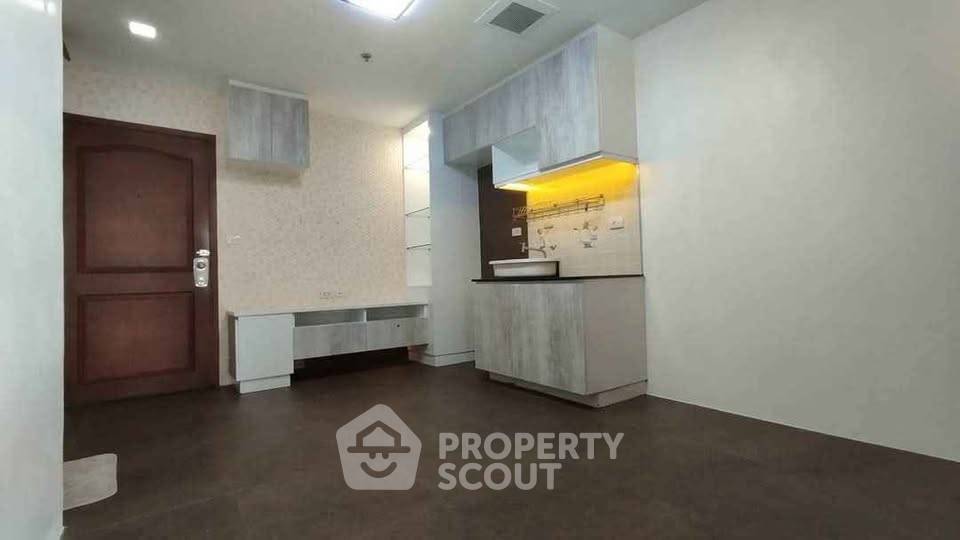 picture 2-BR Condo at Commonwealth Pinklao near MRT Bang Yi Khan (ID 2438928) - 13/13