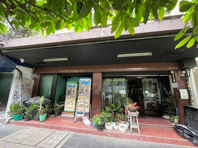 รูป HR3365ให้เช่าอาคารพาณิชย์ 2 คูหา ติดถนนใหญ่สุขุมวิท ทำเลศักยภาพสูงสุด ใจกลางย่านธุรกิจและที่พักอาศัยของชาวต่างชาติ - รูปที่ 11/12