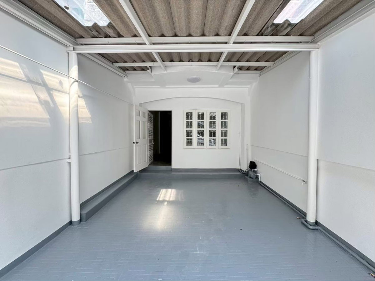 รูป ขายทาวน์เฮ้าส์ 4 ชั้น นวลจันทร์ 31 รีโนเวทใหม่ พร้อมเข้าอยู่ - เจ้าของขายเอง - รูปที่ 10/26