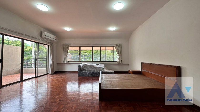 picture 🔼🔽 AccomA 📩 Home Office,Pet friendly 3 BR Townhouse @Townhouse Phaholyothin (1818217) - 10/20