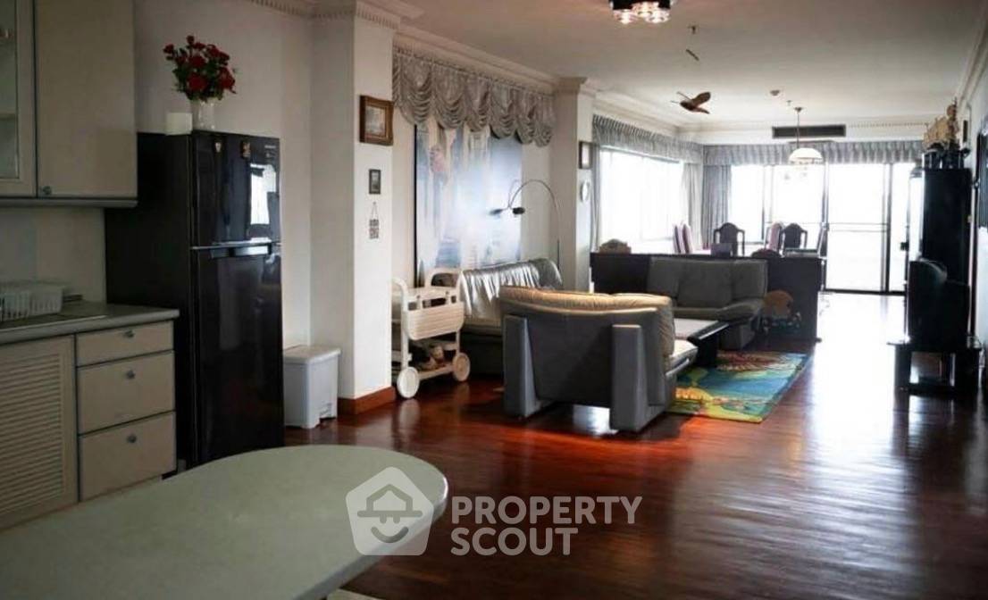picture 2-BR Condo at Regent Villa Condo close to Cha-Am Beach (ID 2496181) - 4/8
