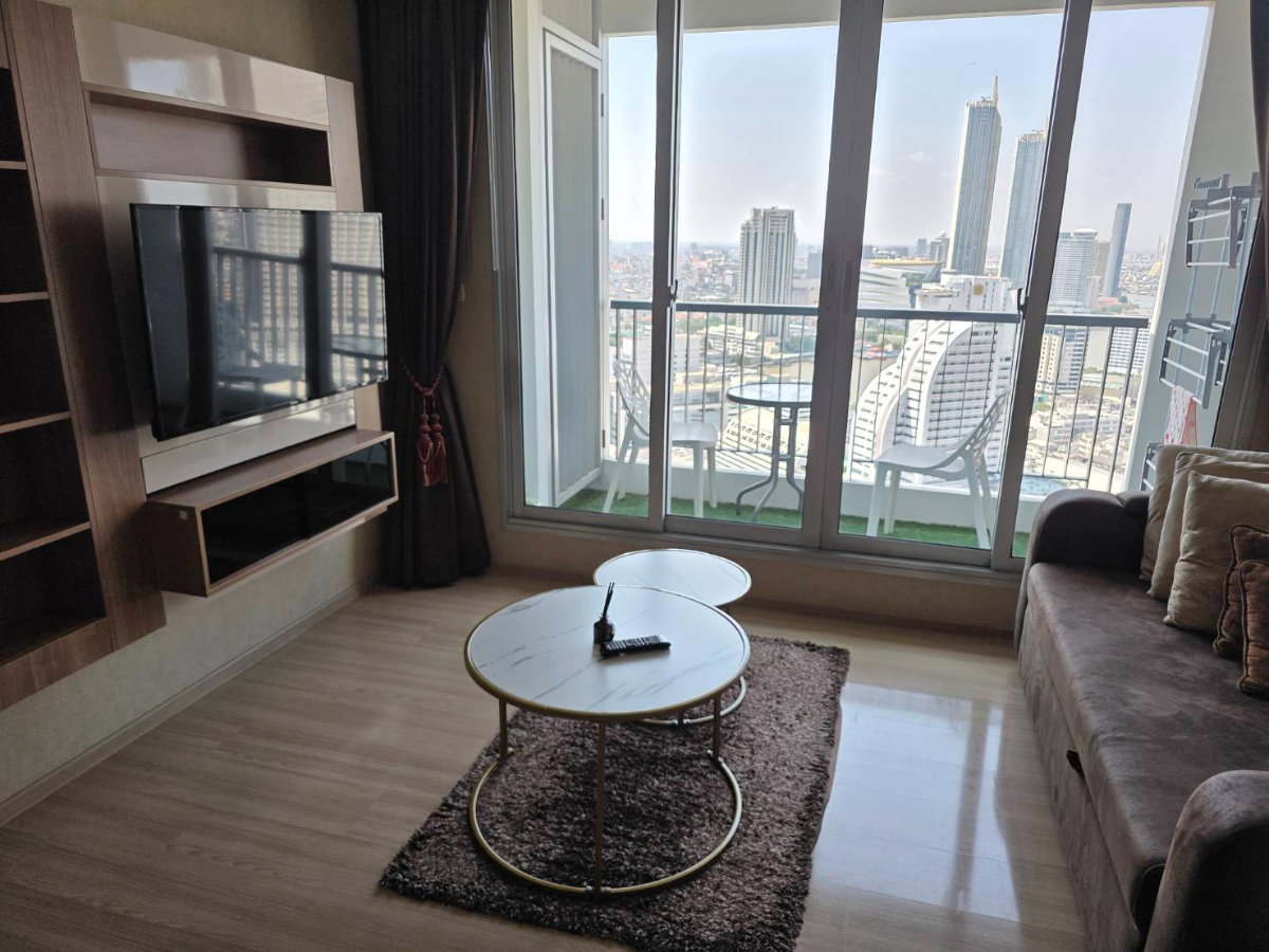 รูป 📢 [ให้เช่า] ✨ HIGH FLOOR & RARE VIEW! ✨ ริทึ่ม สาทร, 2 ห้องนอน ชั้นสูง 43 วิวสวยสะดุดตา  - รูปที่ 10/20