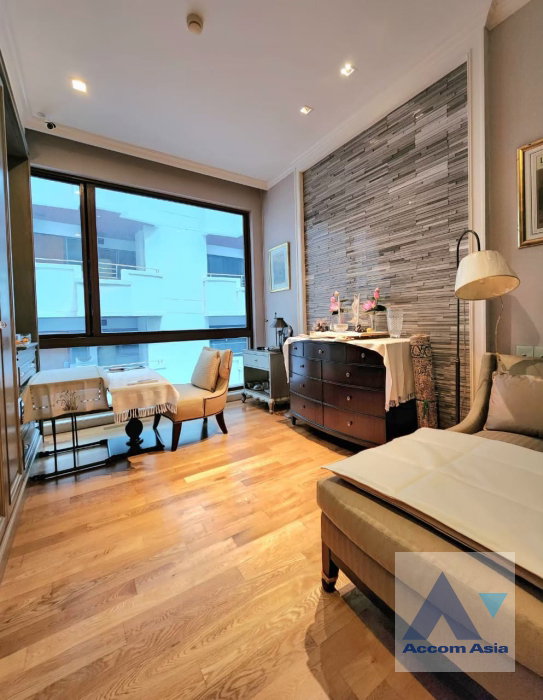 รูป 🔼🔽 AccomA 📩 Fully Furnished with Private Lift and Pool Condo For Sale at The Marvel Residence (AA35405) - รูปที่ 17/20