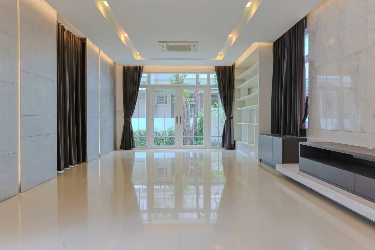 รูป S2961 ขายบ้านหรู ทำเลคุณภาพ Grand Crystal เลียบด่วนเอกมัย-รามอินทรา - รูปที่ 3/9