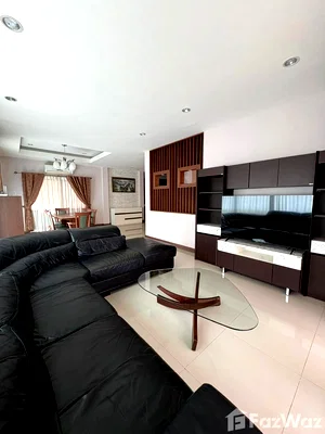 Houses for rent Chonburi : Charming 3-Bedroom House in Patta Village 6150991
