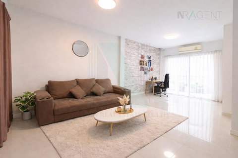 📌 For Sell Town house THE METRO RAMKHAMHAENG-WONGWAEN 2-story 3 bedroom 2 bathroom
