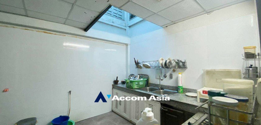 picture 🔼🔽 AccomA 📩 5 BR House in Khlong Tan Nuea (AA32941) - 5/9