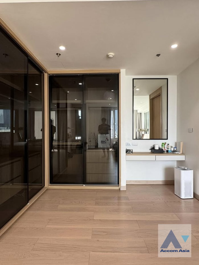 รูป 🔼🔽 AccomA 📩 Pet friendly,Fully Furnished 2 BR Condominium @Royal Saladaeng (AA43394) - รูปที่ 19/20