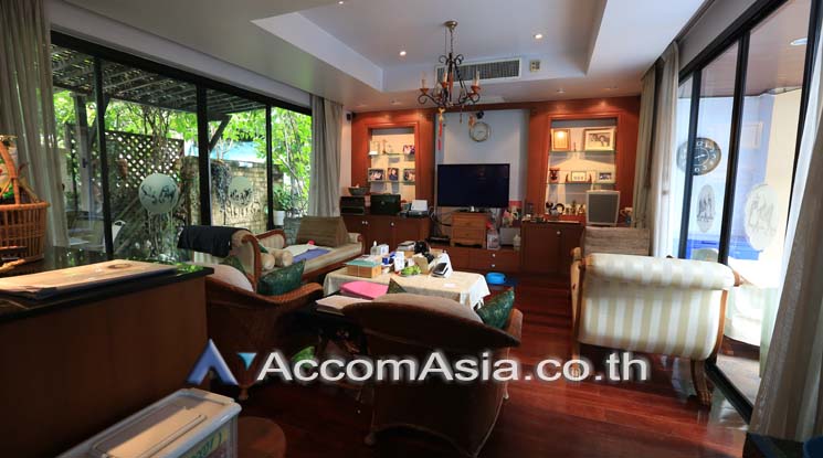 picture 🔼🔽 AccomA 📩 Private Swimming Pool 3 BR House in Phra Khanong Nuea (AA17800) - 4/16