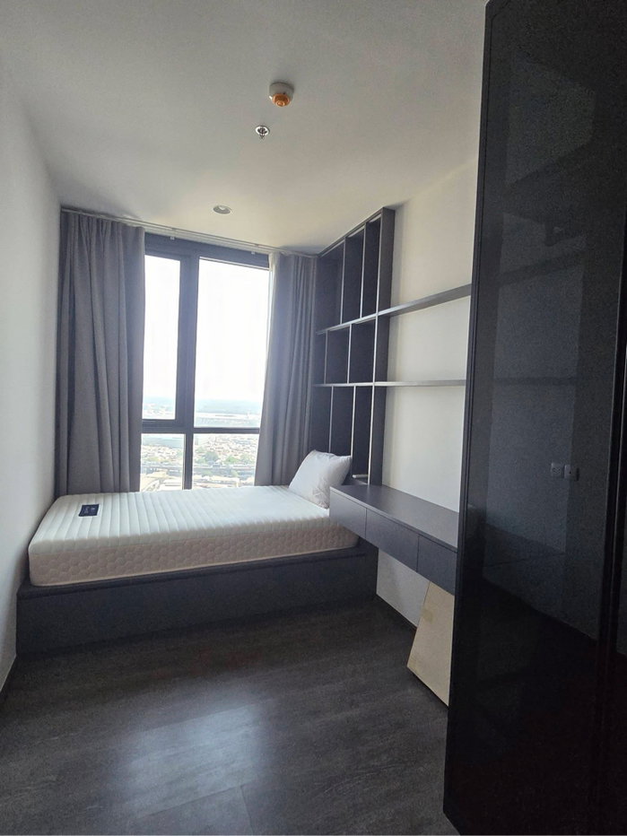 รูป ขาย – OKA HAUS Sukhumvit 36 ✨ ห้องมุม ชั้นสูง วิวแม่น้ำเจ้าพระยา พร้อมอ่างอาบน้ำ ตกแต่งครบ พร้อมอยู่ 📍 ทำเลดี สุขุมวิท 36 ใกล้โซนทองหล่อ–พระราม 4 - รูปที่ 2/10