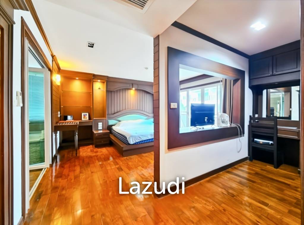 Charming Seaside 2 Bedroom Condo in The Beach Palace Cha Am for Sale - image 3